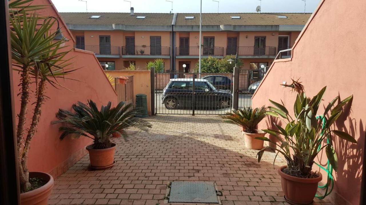 Il Loto Apartment Caltagirone Bagian luar foto